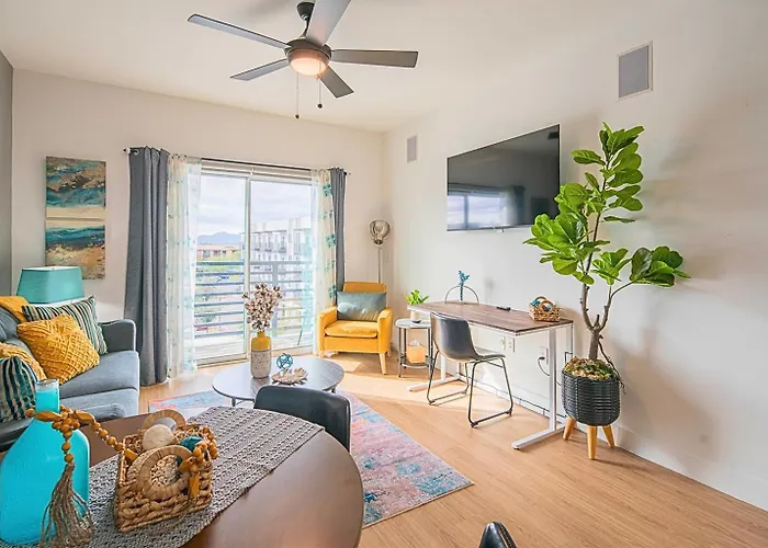 Warm Summer Vibes Kierland Area Pool & Hot Tub Appartement